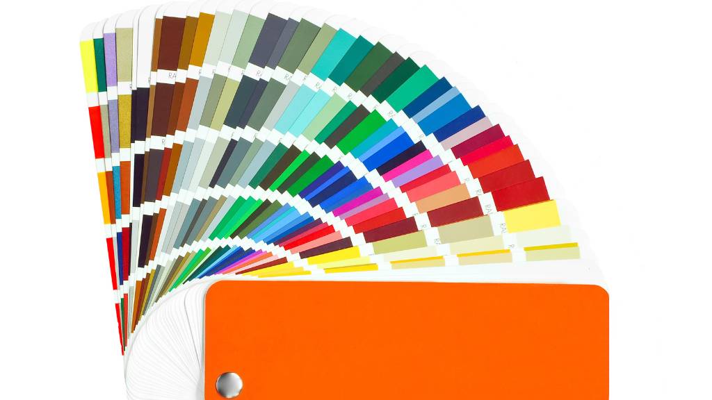 how to choose the right color of house siding